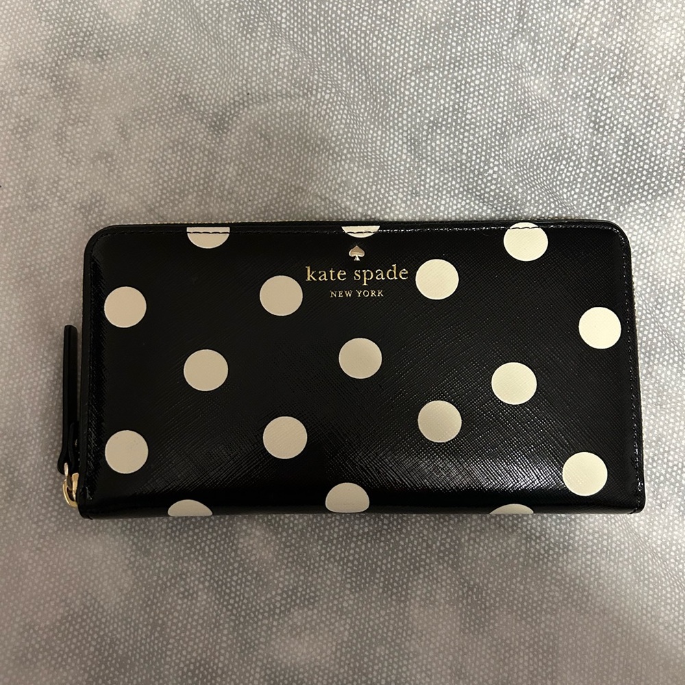 Kate Spade Continental Wallet black with polka dots NWOT